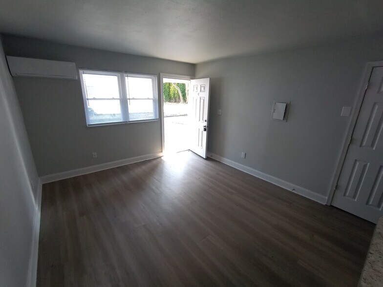 More Photos Of 351 San Antonio Blvd, Norfolk Apartments For Sale