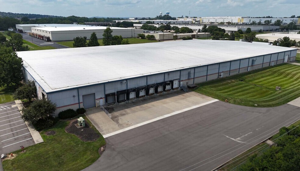 More Photos Of 200 Northpointe Dr, Fairfield Warehouse For Lease