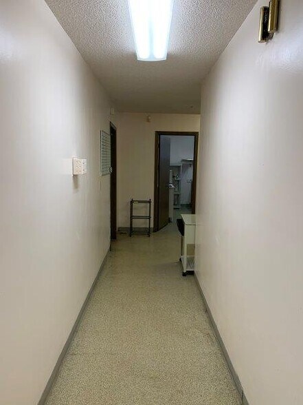 More Photos Of 10569 Lem Turner Rd, Jacksonville Medical For Sale