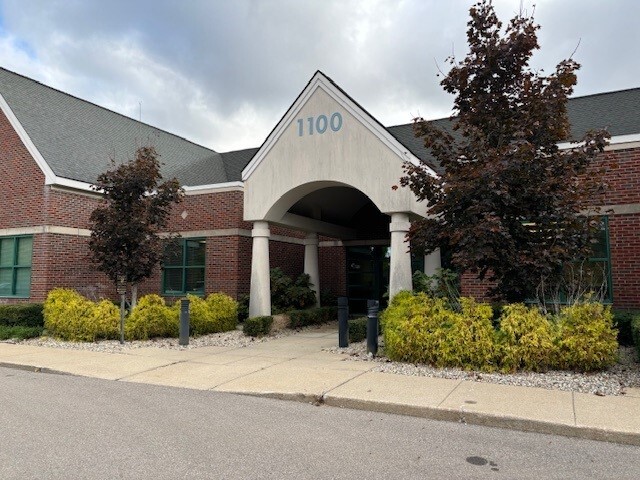 Primary Photo Of 1100 Corporate Office Dr, Milford Medical For Lease