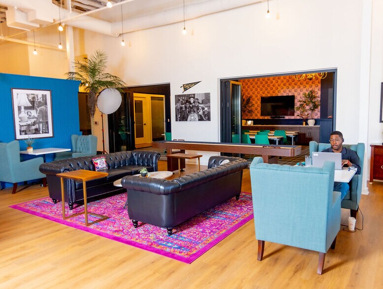 More Photos Of 3176 Main St, Duluth Coworking Space