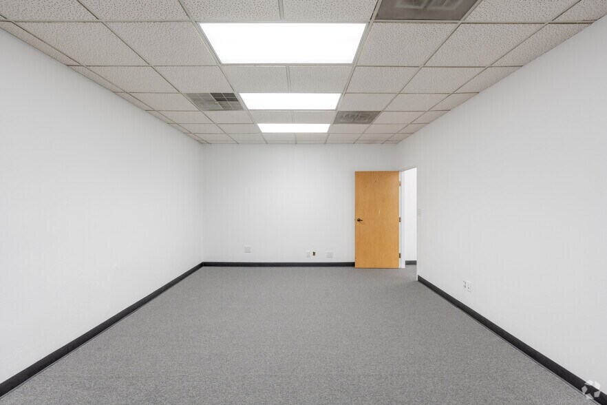 More Photos Of 750 N Diamond Bar Blvd, Diamond Bar Office For Sale