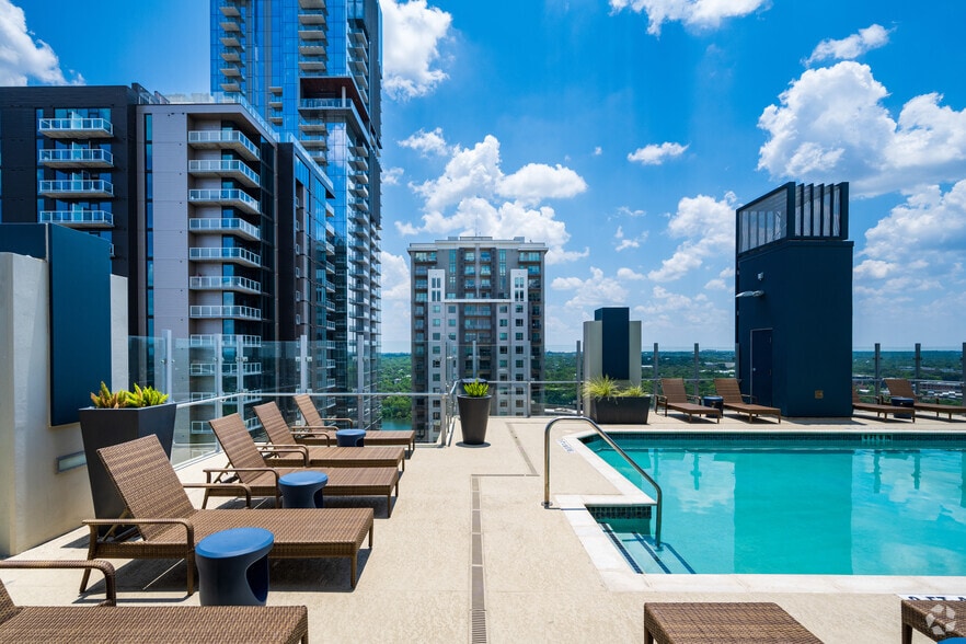 More Photos Of 51 Rainey St, Austin Apartments For Lease