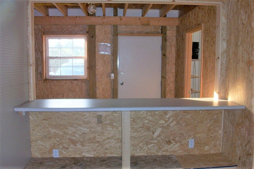 More Photos Of 1251 Montvue Rd, Kingsport Warehouse For Sale