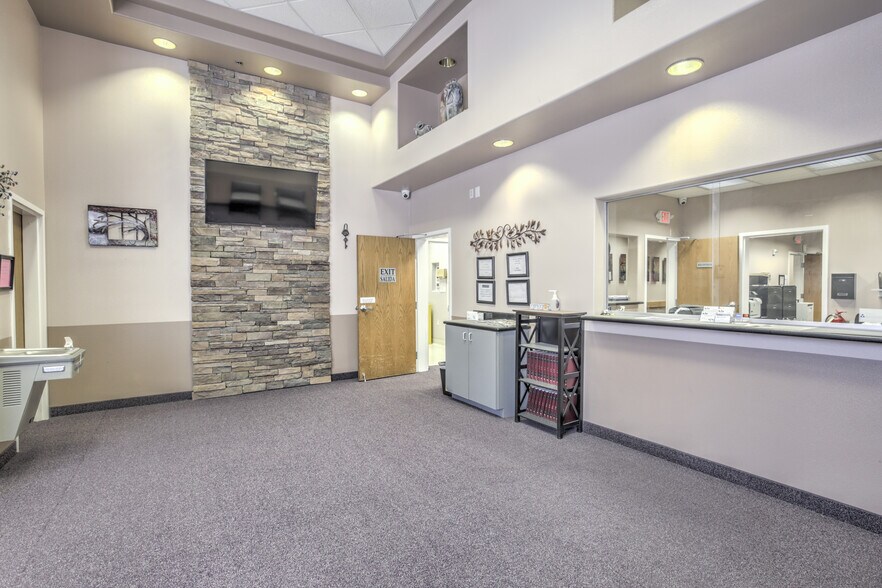 More Photos Of 3560 E Flamingo Rd, Las Vegas Medical For Sale