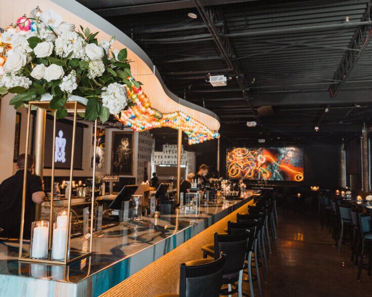 More Photos Of 2030 Central St, Kansas City General Retail For Sale