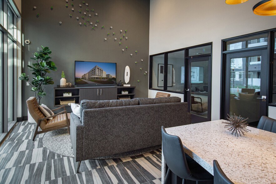 More Photos Of 730-750 E Capitol Ave, Milpitas Apartments For Lease