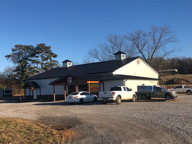 Primary Photo Of 7431 Highway 411 S, Greenback Specialty For Sale