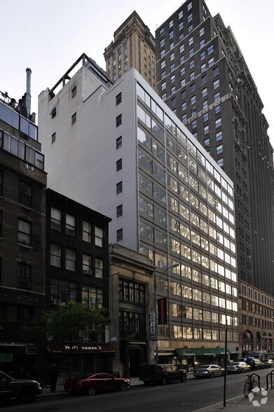 More Photos Of 175 Remsen St, Brooklyn Office For Lease