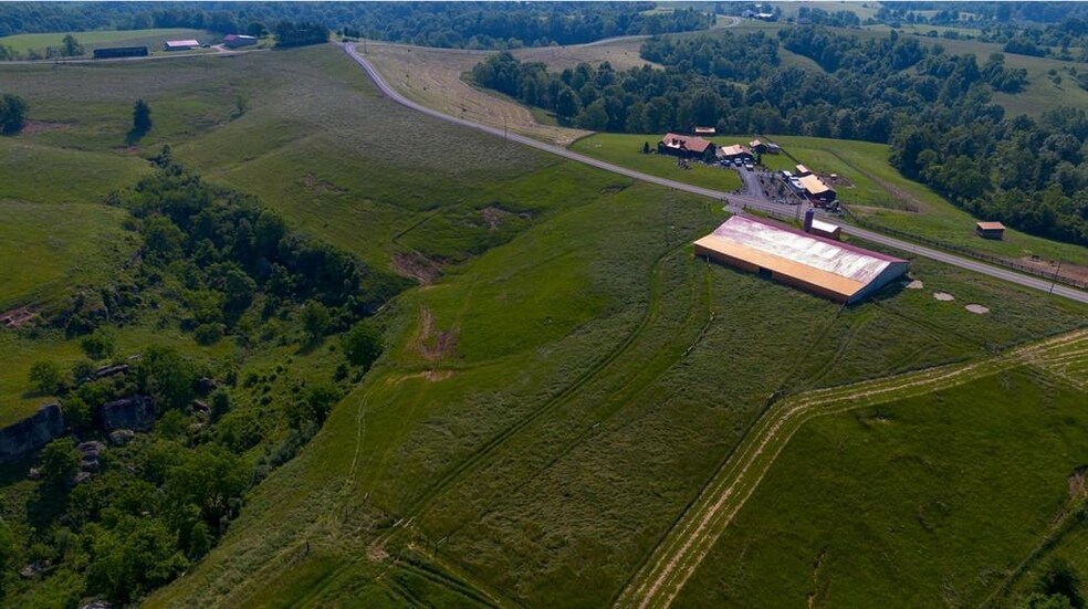 More Photos Of 6454 State Route 790, Scottown Horse Stables For Sale