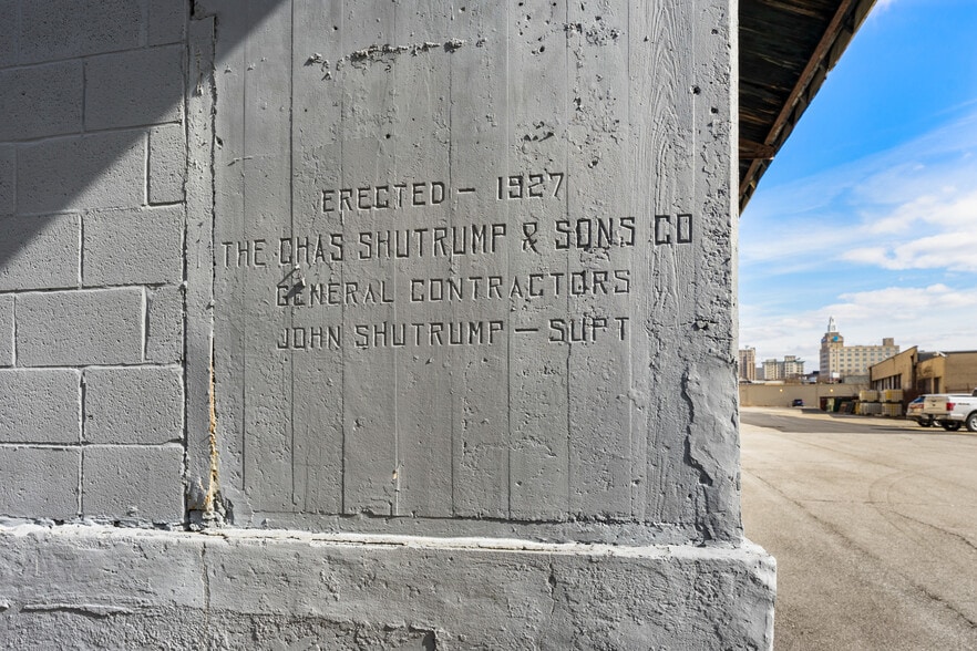 More Photos Of 117 North Ave, Youngstown Warehouse For Sale