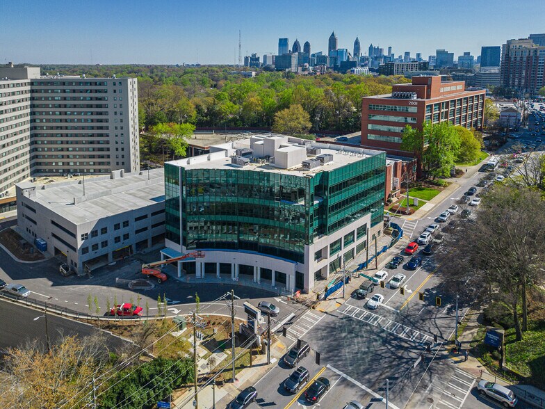 More Photos Of 2021 Peachtree Rd, Atlanta Medical For Lease