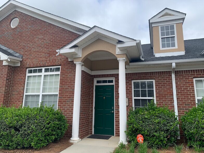 More Photos Of 1825 Lockeway Dr, Alpharetta Office For Sale