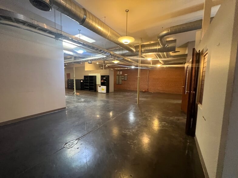 More Photos Of 624 W Sheridan Ave, Oklahoma City Office For Lease
