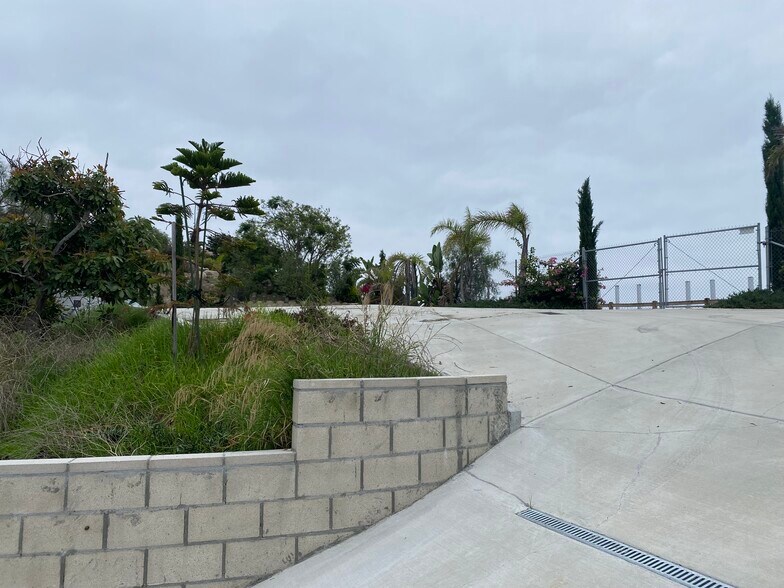 More Photos Of 7979 Worth Way, Camarillo Land For Lease