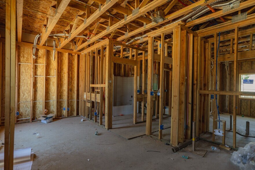 More Photos Of 40 W 13th St, Merced Apartments For Sale