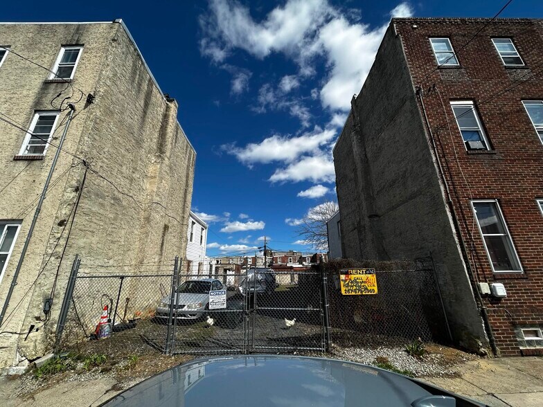 More Photos Of , Philadelphia Unknown For Sale