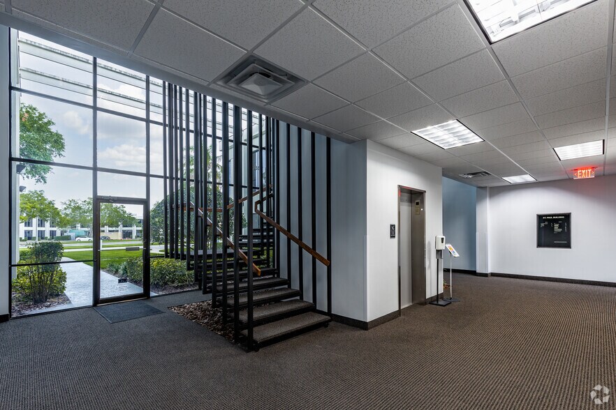 More Photos Of 1080 Woodcock Rd, Orlando Office For Lease