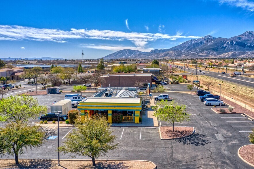 More Photos Of 3500 Canyon De Flores, Sierra Vista Restaurant For Sale