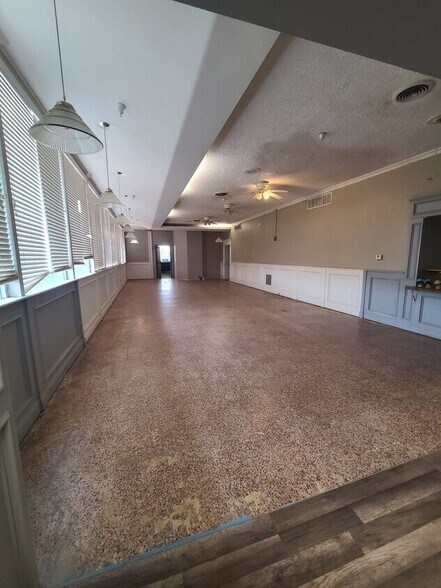 More Photos Of 2101 Avenue Q, Lubbock Apartments For Lease