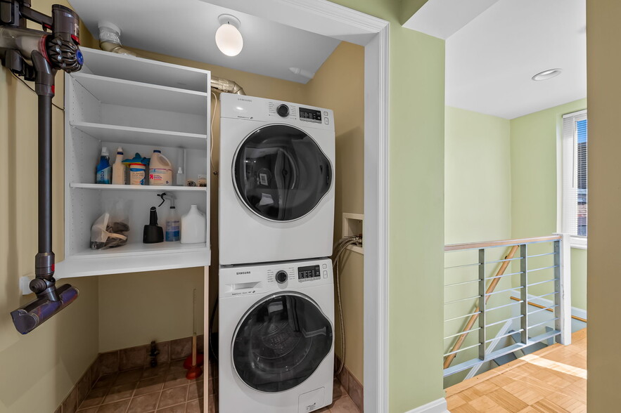 More Photos Of 1637 E Baltimore St, Baltimore Office Residential For Sale