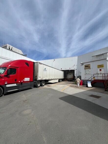 More Photos Of 87 Mill St, Liberty Manufacturing For Sale