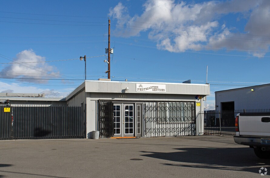 Primary Photo Of 1125 E 4th St, Reno Auto Repair For Sale