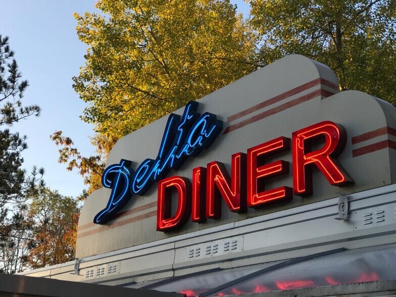 More Photos Of 14385 County Highway H, Delta Restaurant For Sale