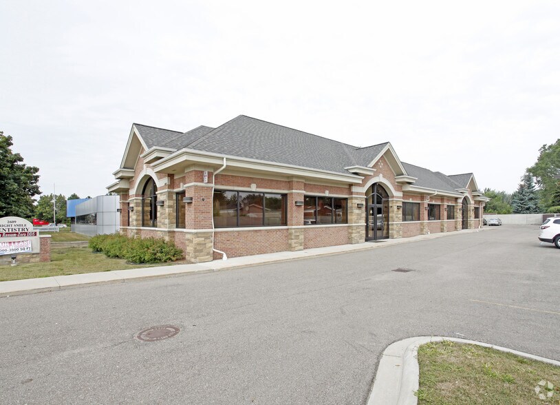 Primary Photo Of 2609 Metropolitan Pky, Sterling Heights Medical For Lease