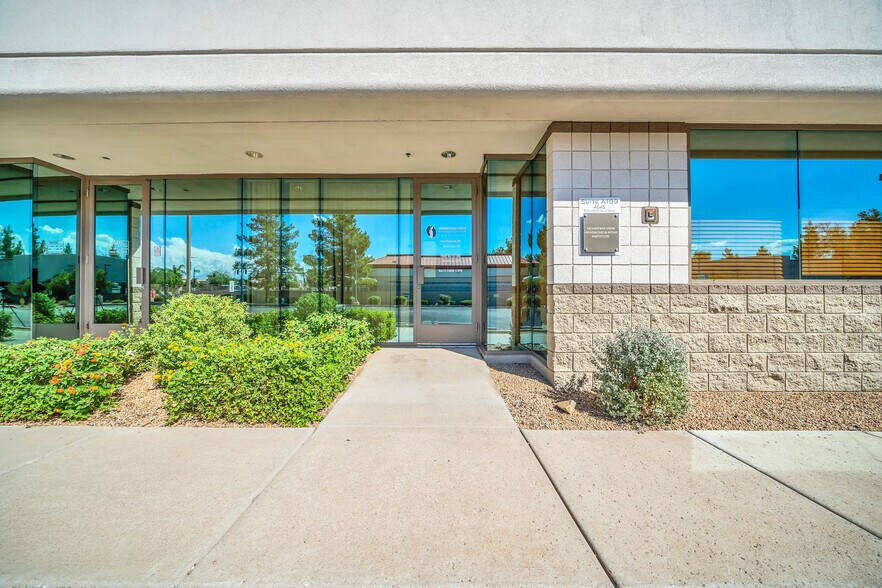More Photos Of 4045 E Union Hills Dr, Phoenix Medical For Sale