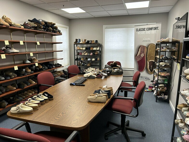 More Photos Of 7 Christy Dr, Brockton Office For Sale