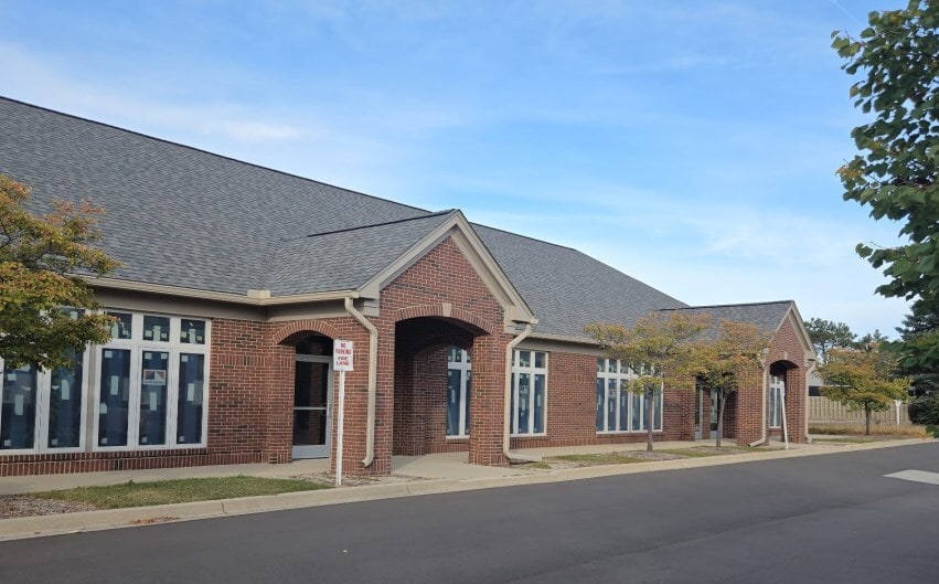 More Photos Of 6624 N Canton Center Rd, Canton Township Drugstore For Lease