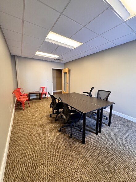 More Photos Of 60 Pleasant St, Ashland Flex For Lease