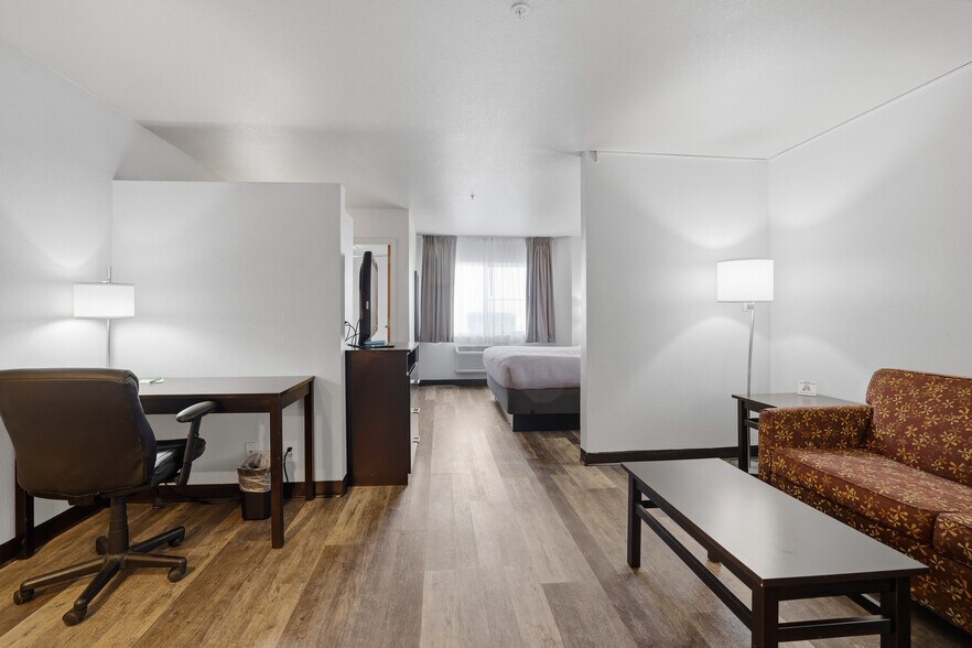 More Photos Of 1575 S Meridian Rd, Meridian Hotel For Sale