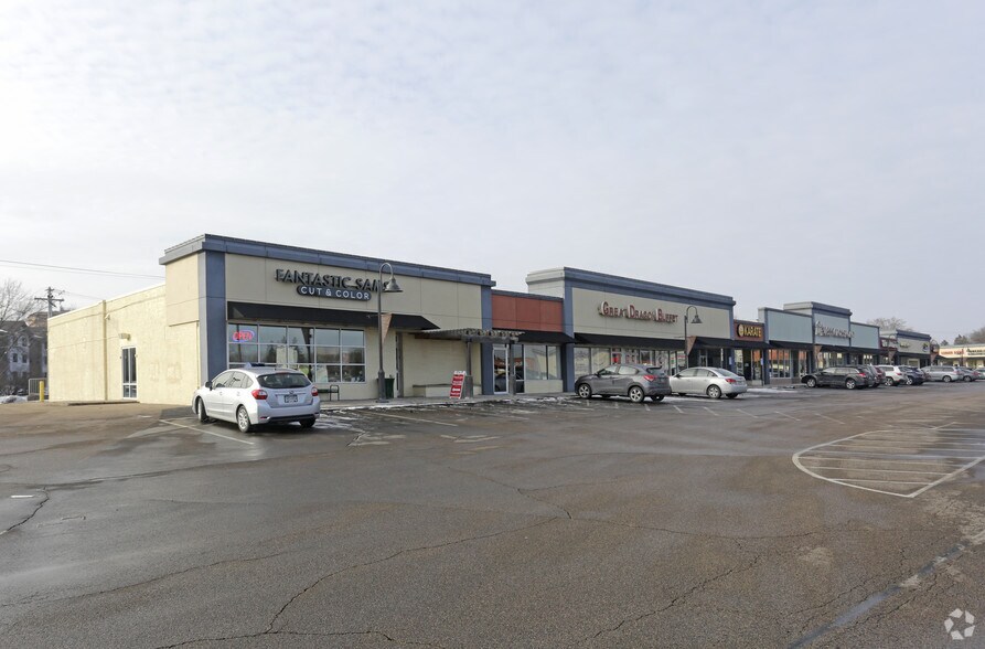More Photos Of 2900-2955 Pentagon Dr, Saint Anthony Storefront For Lease