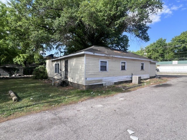 More Photos Of 1088 National St, Memphis Apartments For Sale