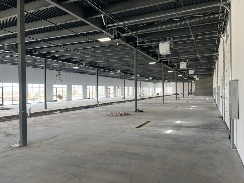 More Photos Of 1500 NW Gettysburg Ln, Waukee Light Distribution For Lease