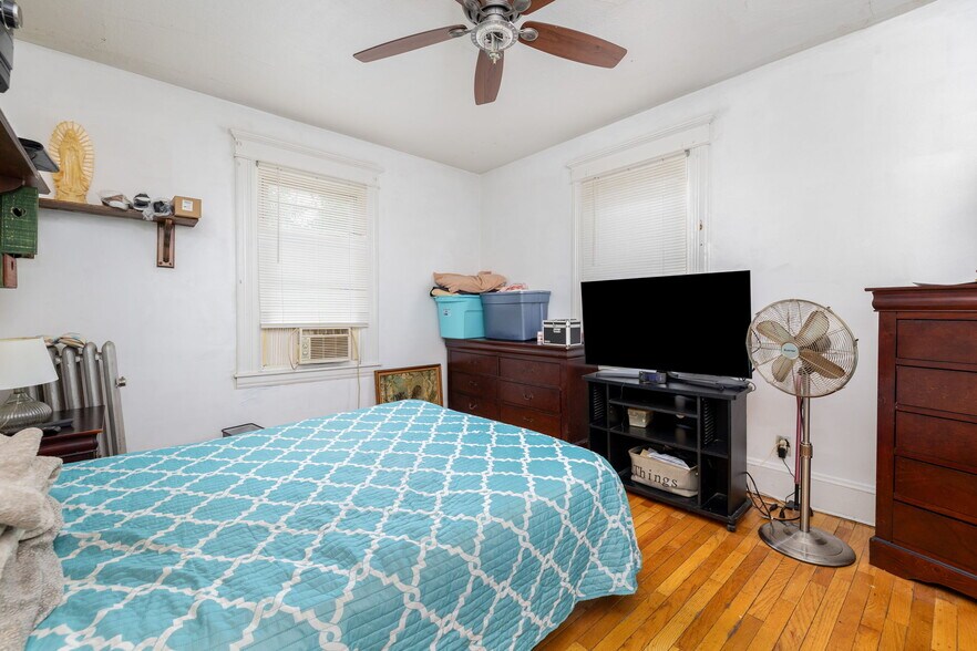 More Photos Of 704-708 Sumner Ave, Springfield Office Residential For Sale