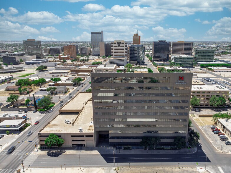 More Photos Of 600 Marienfeld St, Midland Office For Lease