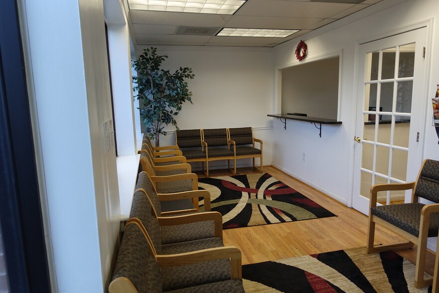 More Photos Of 9239-9249 Old Keene Mill Rd, Burke Medical For Sale