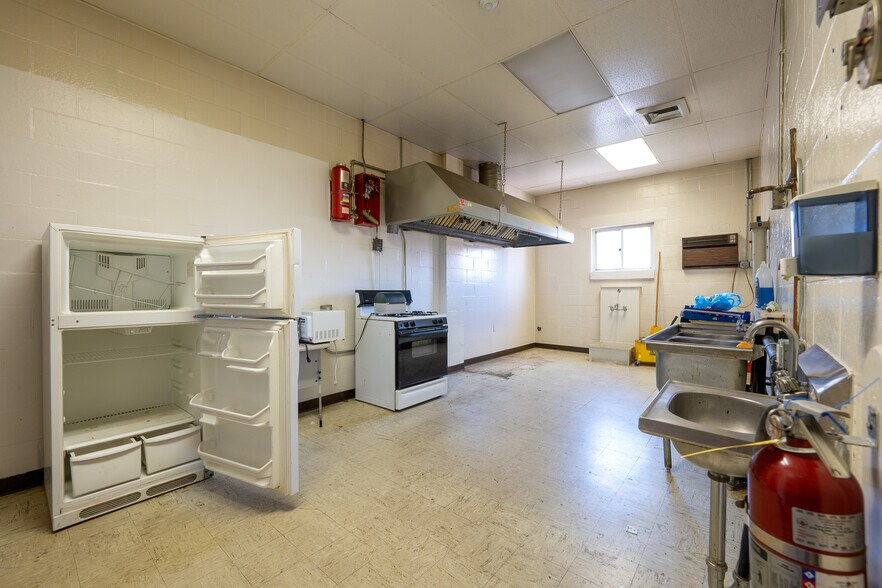 More Photos Of 7419 Washington Ave, Pittsburgh Office For Lease