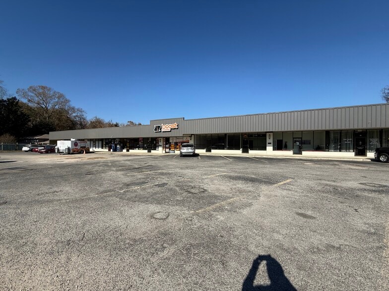 More Photos Of 908 Bacons Bridge Rd, Summerville Unknown For Lease