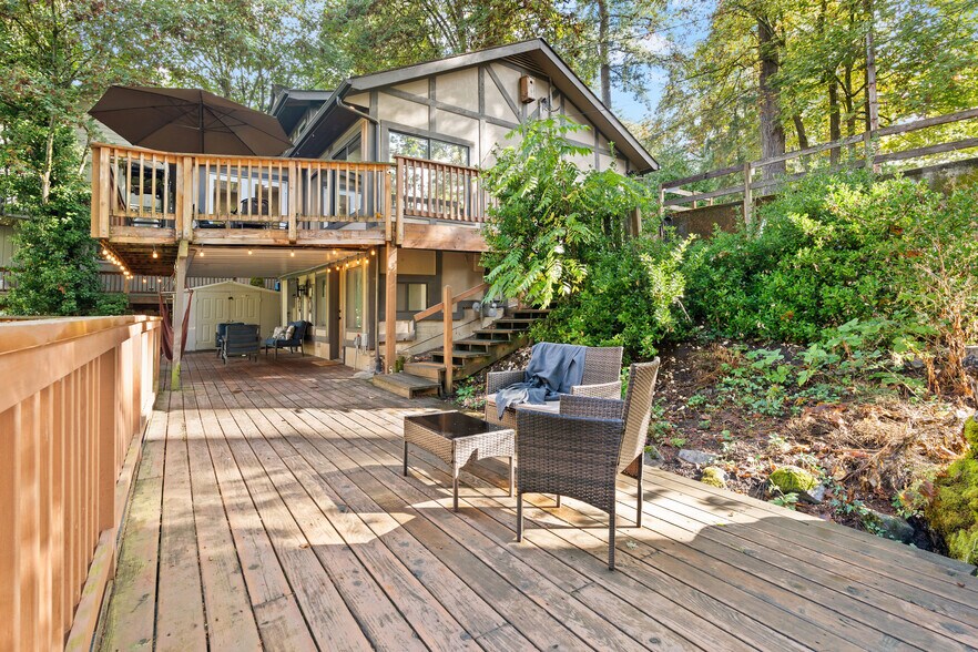 More Photos Of 1824 SW Greenway Cir, West Linn Specialty For Sale