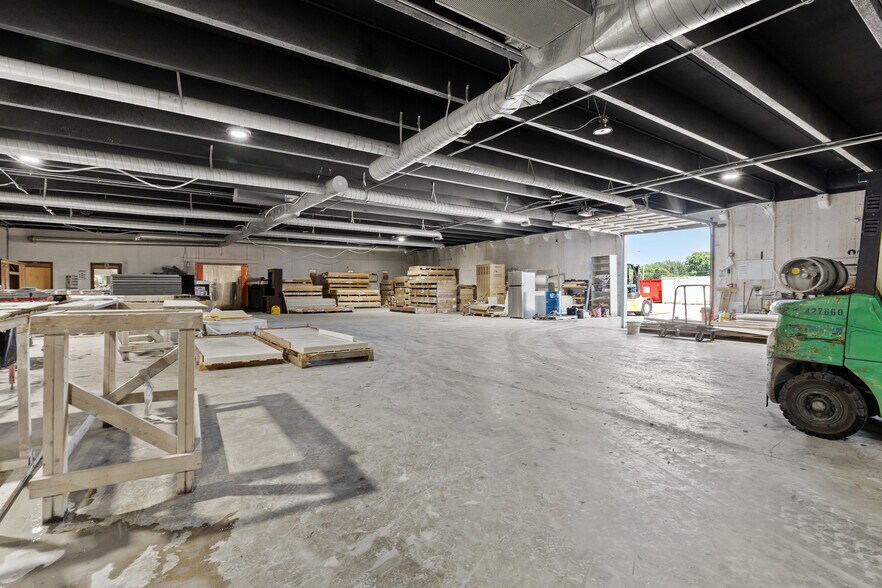 More Photos Of 121 Honest St, Chattanooga Light Manufacturing For Sale