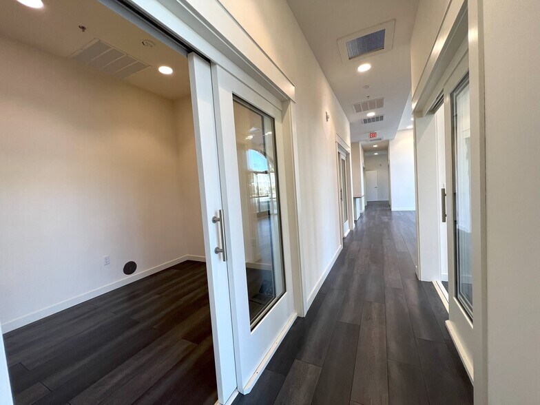 More Photos Of 1364-1378 El Camino Real, Santa Clara Storefront Retail Office For Lease