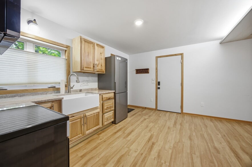 More Photos Of 9765 261st Ave NW, Zimmerman Flex For Sale
