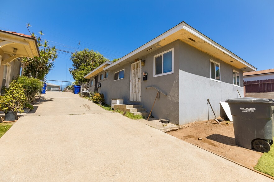 More Photos Of 1426-1434 E 16th St, National City Apartments For Sale