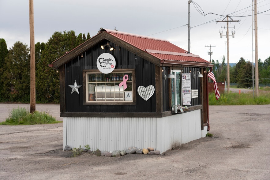 More Photos Of 3796 Us Highway 2 E, Kalispell Restaurant For Lease