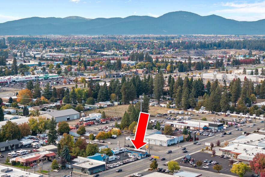 More Photos Of 2929 N Government Way, Coeur d'Alene Auto Dealership For Sale