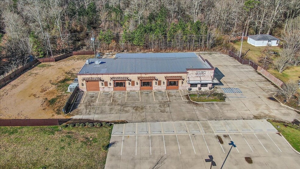 More Photos Of 15 Jackson Cir, Florence Restaurant For Sale